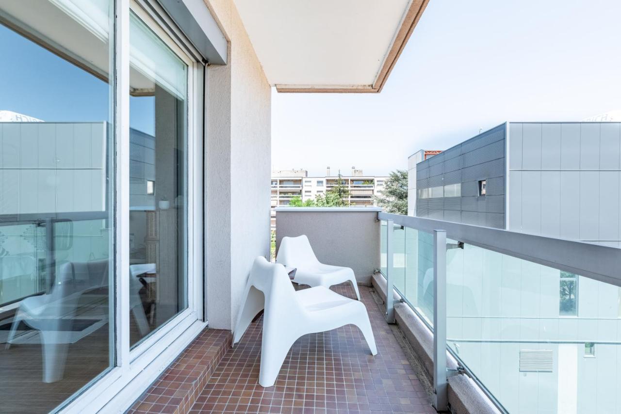 LE NID DES CEDRES - Magnifique Studio terrasse Montplaisir Lyon Extérieur photo